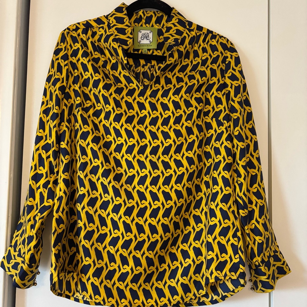Elizabeth McKay Women’s Silk Chain Print Blouse Size 4 Navy Gold